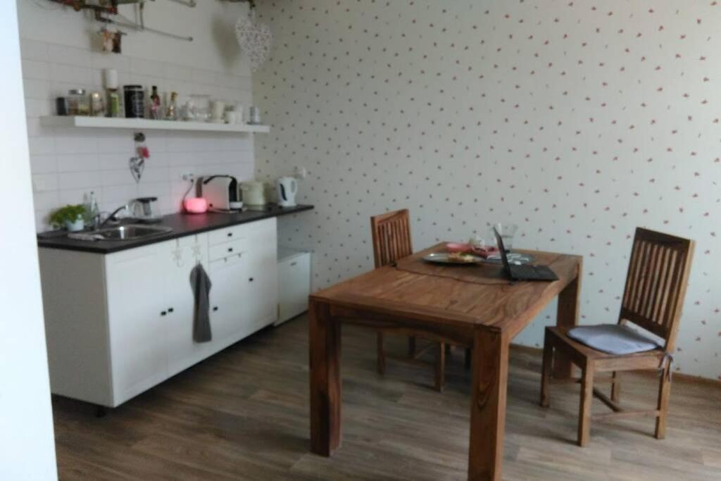 Stylovy Apartman V Centru Nachoda Buitenkant foto